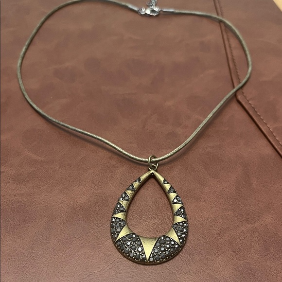 Boho Green and Gold Pendant Necklace - Picture 1 of 3